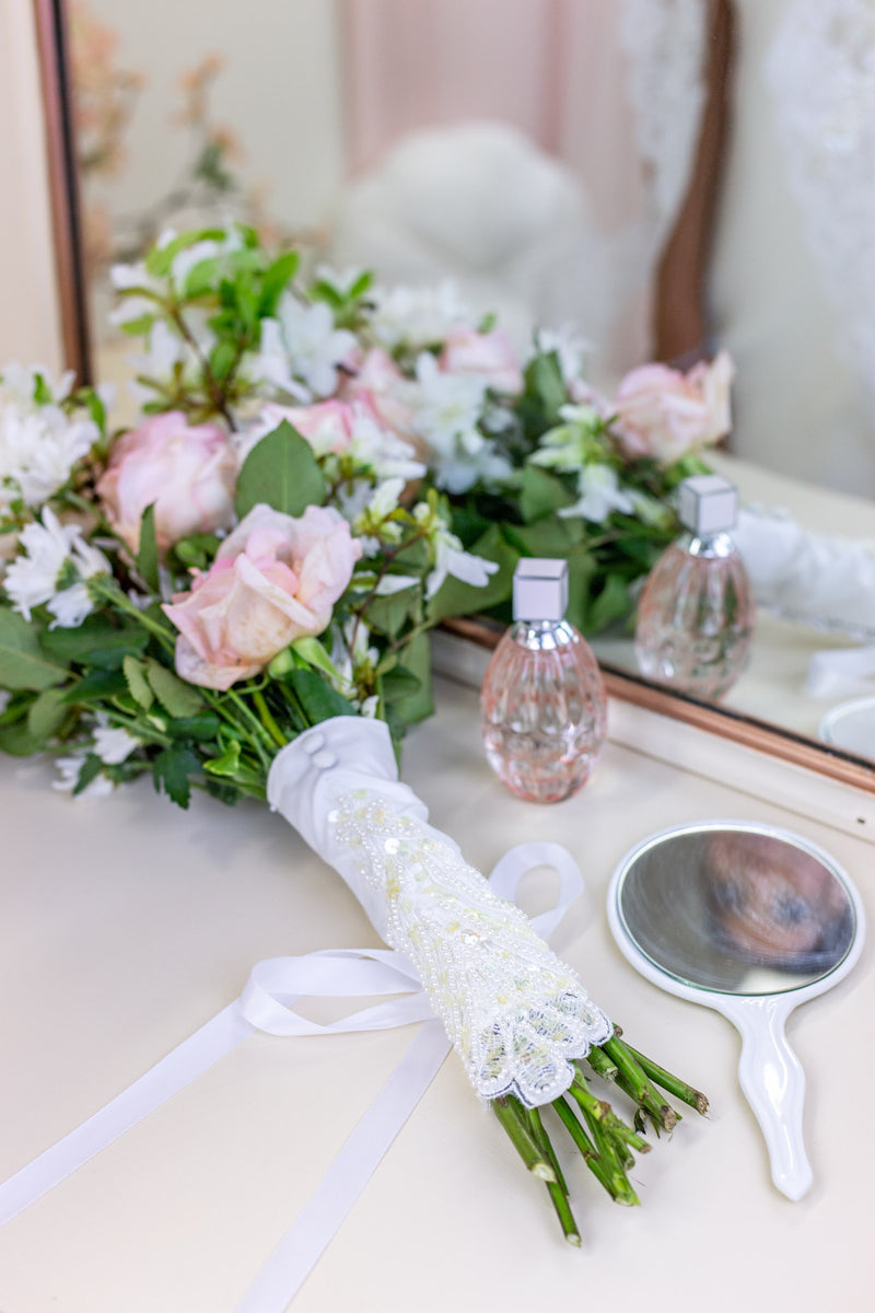 27 Pretty Wedding Bouquet Wrap and Ribbon Ideas